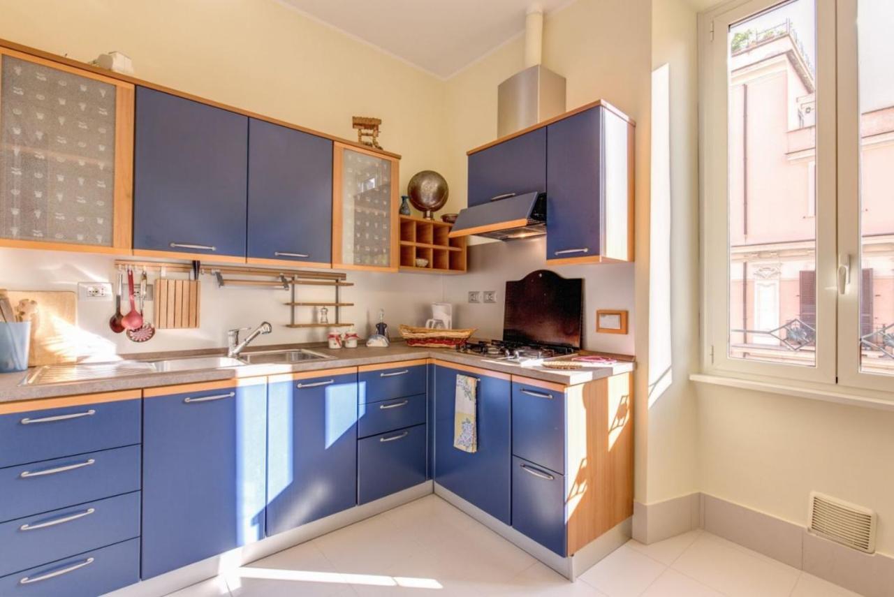 Lovely 4-Bedroom Apartment 30M Sangiovanni Metro روما المظهر الخارجي الصورة