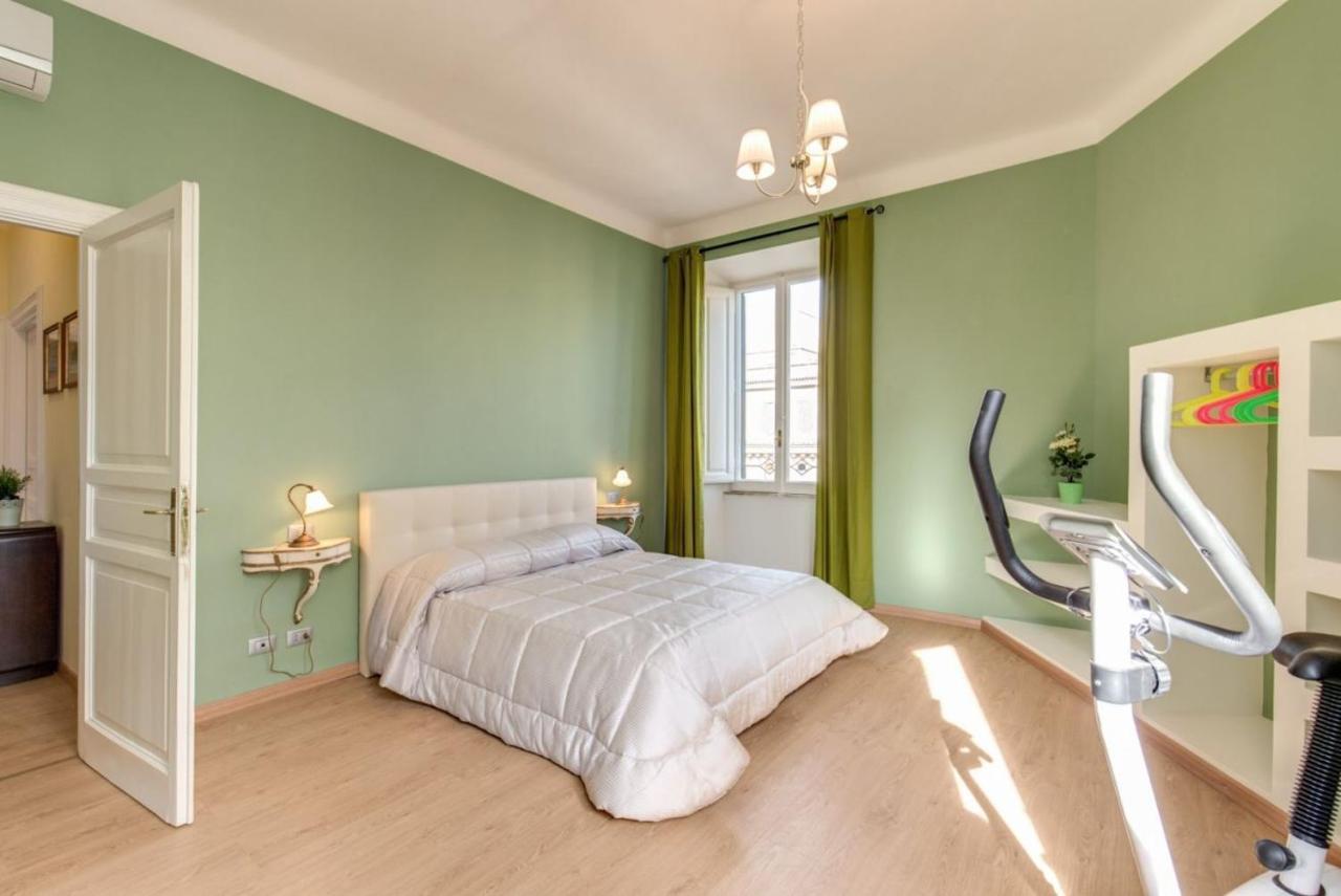 Lovely 4-Bedroom Apartment 30M Sangiovanni Metro روما المظهر الخارجي الصورة